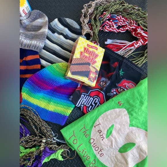 New Handmade Adult/Teen Lime Green Crochet Hat - Picture 11 of 12